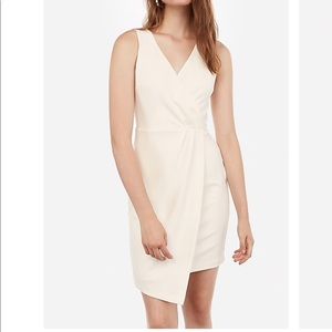 🔥SALE🔥 Express Surplice Front Pleated Dress